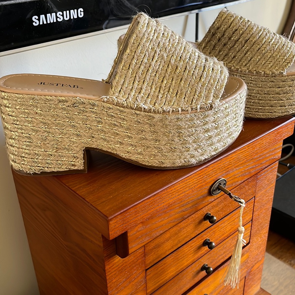 New platform sandals , so nice, never used!!